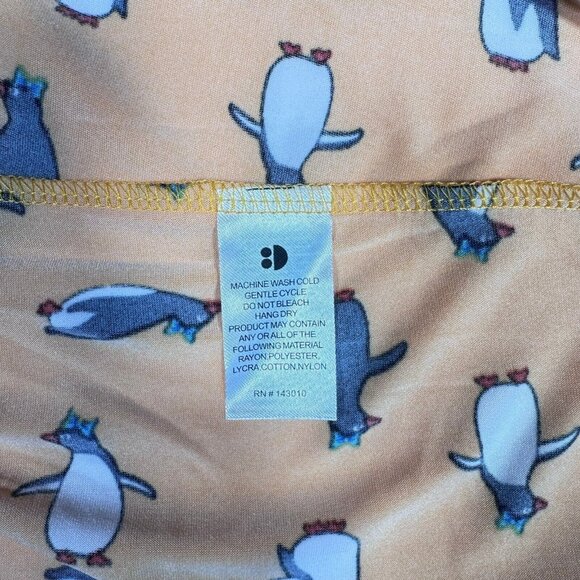 Dot Dot Smile Girls 3 4 Yellow Cap Sleeve Twirl Dress Christmas Winter Penguin - Picture 5 of 7